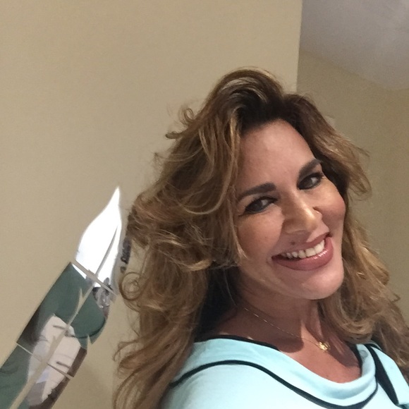 Meet your Posher, Maria t - Picture 3 of 4